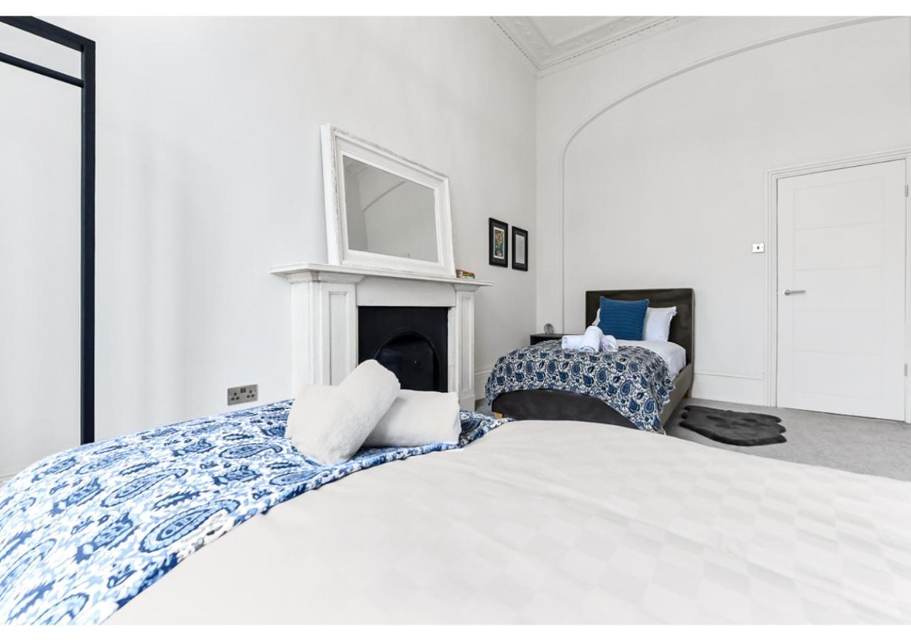Апартаменти Upscale Urban Haven: Luxury Flat Лондон Екстер'єр фото